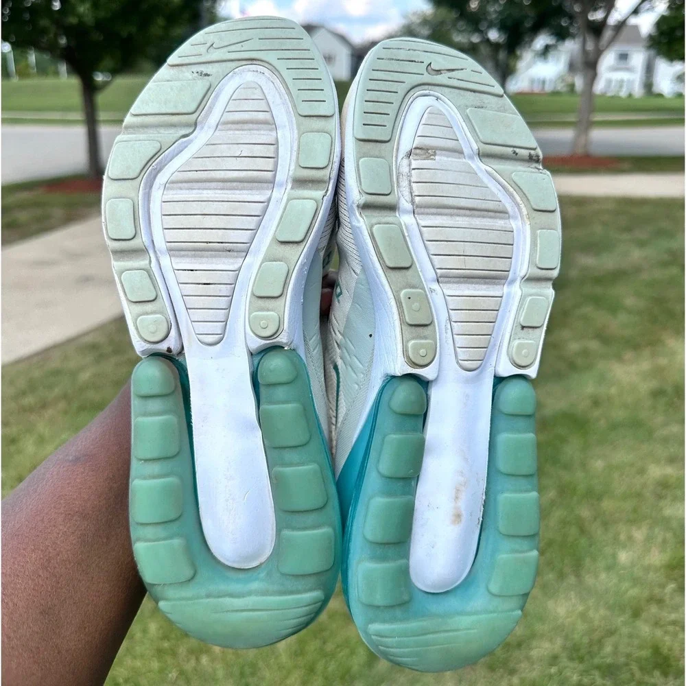 Nike Air Max 270 Big Kids Athletic Shoes Size 6Y White Teal Blue